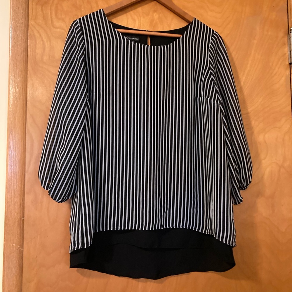 Black & white striped New Directions top, sz L